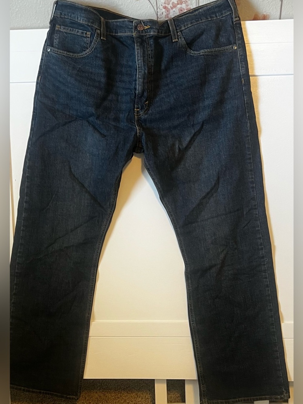 Signature Levi Strauss Men’s Dark Wash Bootcut Jean Size 40 x 30 Great Condition